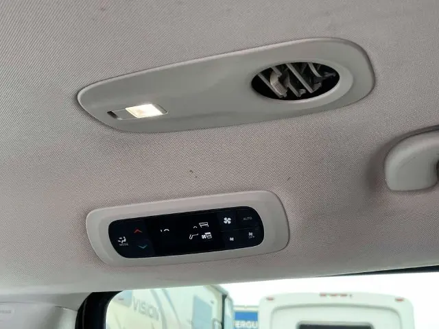 2022 Chrysler Pacifica - $15,657