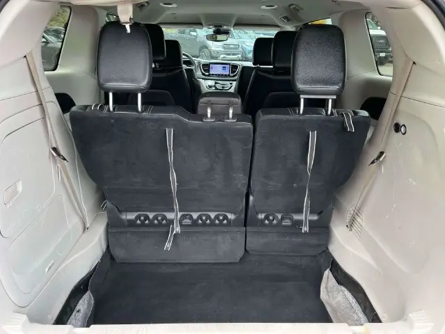 2022 Chrysler Pacifica - $15,657