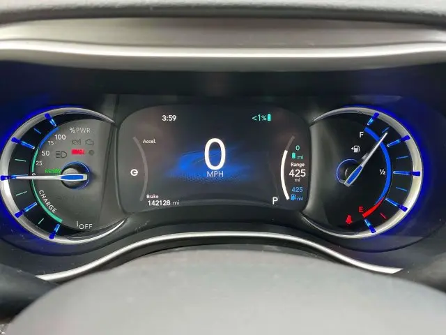 2022 Chrysler Pacifica - $15,657