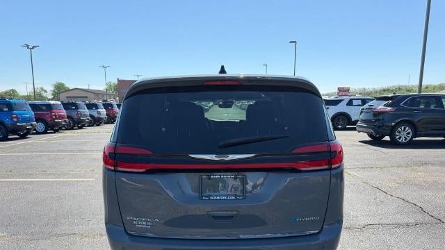2023 Chrysler Pacifica Plug-In Hybrid Touring L