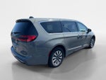 2023 Pacifica Plug-In Hybrid Thumbnail 3