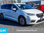2023 Pacifica Plug-In Hybrid Thumbnail 3