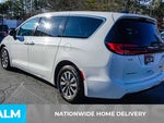 2023 Pacifica Plug-In Hybrid Thumbnail 4