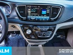 2023 Pacifica Plug-In Hybrid Thumbnail 39