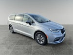 2023 Pacifica Plug-In Hybrid Thumbnail 7