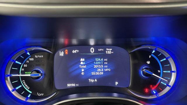 2023 Chrysler Pacifica Plug-In Hybrid Touring L