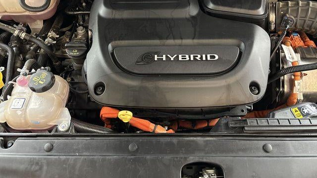 2023 Chrysler Pacifica Plug-In Hybrid Touring L