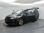 2018 Pacifica Hybrid Thumbnail 29