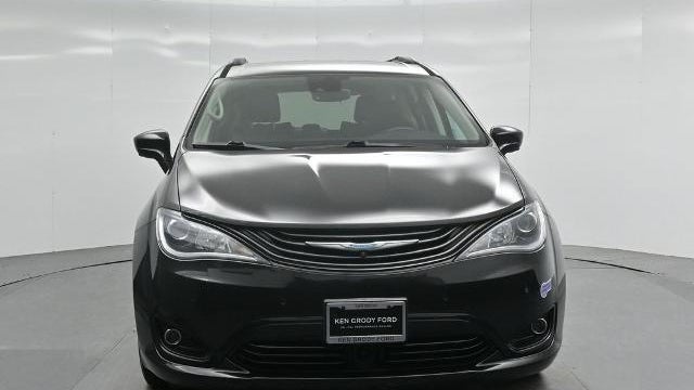 2018 Chrysler Pacifica Hybrid Limited
