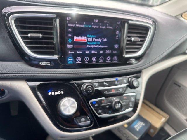 2020 Chrysler Pacifica - $11,997