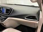 2018 Pacifica Hybrid Thumbnail 15