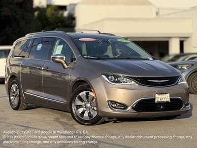2018 Chrysler Pacifica Hybrid Limited 4DR Mini-Van