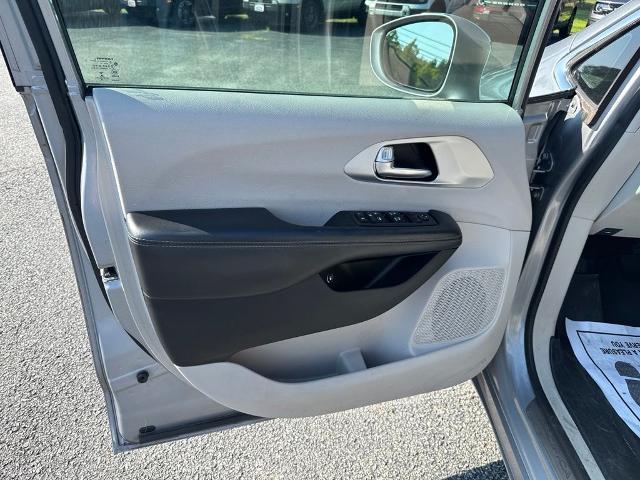 2018 Chrysler Pacifica - $14,533