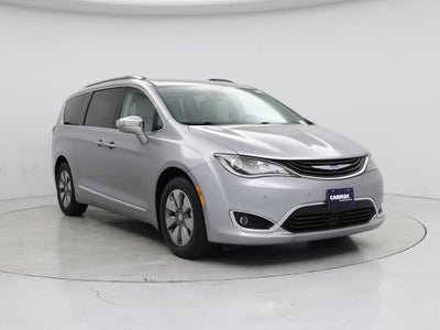 Photo of a 2018 Chrysler Pacifica Hybrid Limited 4DR Mini-Van for sale