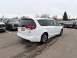 2018 Pacifica Hybrid Thumbnail 2
