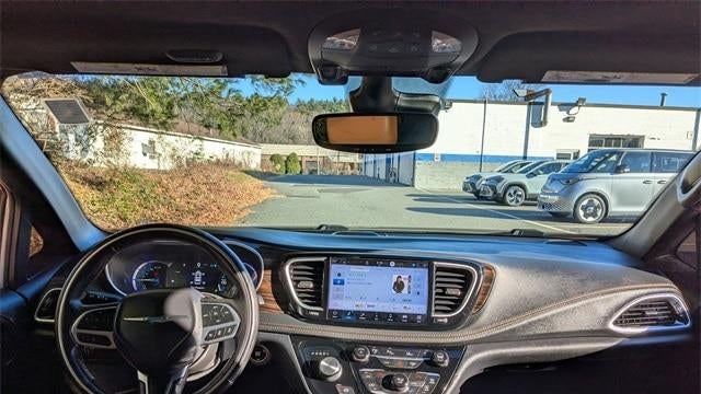 2021 Chrysler Pacifica Hybrid Pinnacle