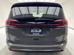 2023 Pacifica Plug-In Hybrid Thumbnail 5