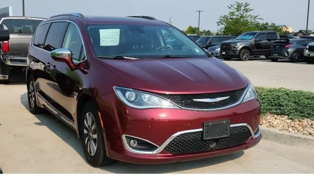 Preowned 2020 Chrysler Pacifica Hybrid Limited Red S for Sale