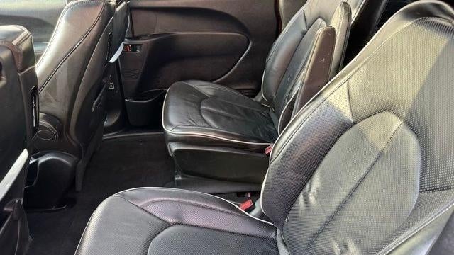 2020 Chrysler Pacifica Hybrid Limited Red S
