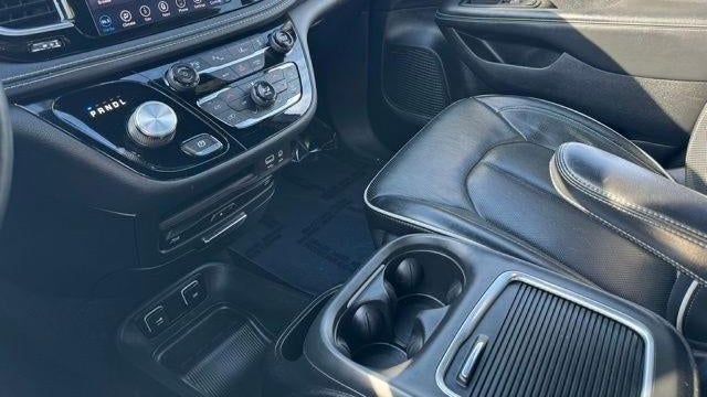 2020 Chrysler Pacifica Hybrid Limited Red S
