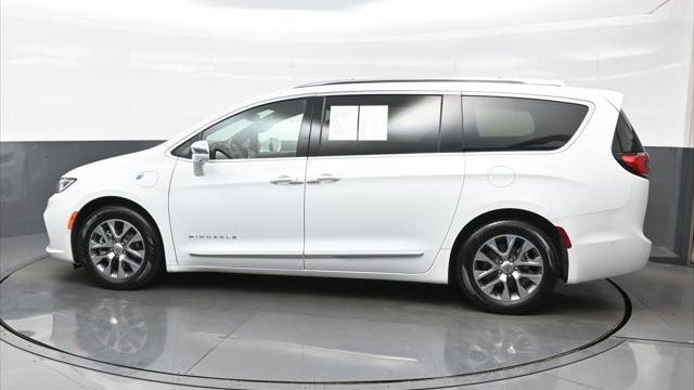 2022 Chrysler Pacifica Hybrid Pinnacle