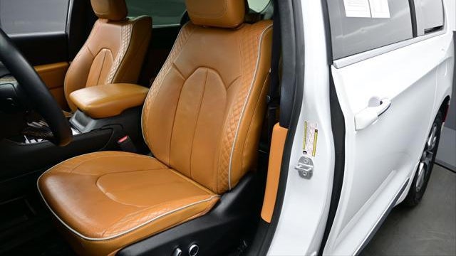 2022 Chrysler Pacifica Hybrid Pinnacle