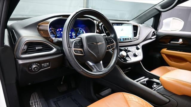 2022 Chrysler Pacifica Hybrid Pinnacle