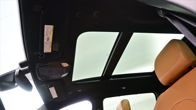 2022 Chrysler Pacifica Hybrid Pinnacle