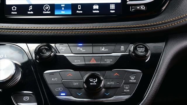 2022 Chrysler Pacifica Hybrid Pinnacle