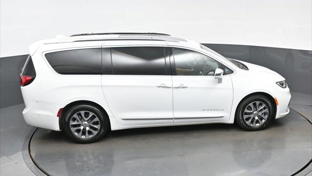 2022 Chrysler Pacifica Hybrid Pinnacle