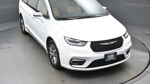2022 Chrysler Pacifica Hybrid Pinnacle