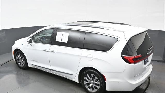 2022 Chrysler Pacifica Hybrid Pinnacle