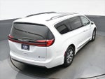 2022 Pacifica Hybrid Thumbnail 39