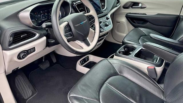 2018 Chrysler Pacifica Hybrid Limited