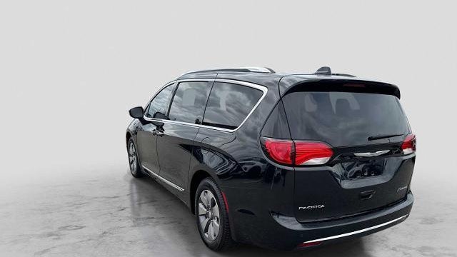2018 Chrysler Pacifica Hybrid Limited