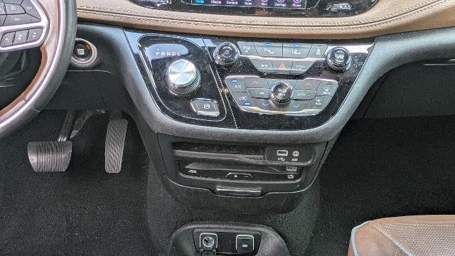 2020 Chrysler Pacifica Hybrid Limited Red S