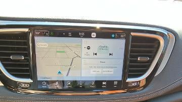 2024 Chrysler Pacifica Plug-In Hybrid Pinnacle