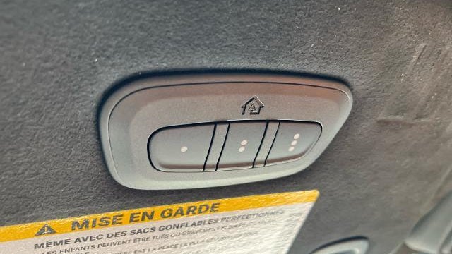 2024 Chrysler Pacifica Plug-In Hybrid Pinnacle