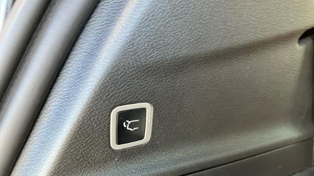 2024 Chrysler Pacifica Plug-In Hybrid Pinnacle
