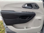 2019 Pacifica Hybrid Thumbnail 15