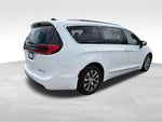 2023 Pacifica Plug-In Hybrid Thumbnail 6