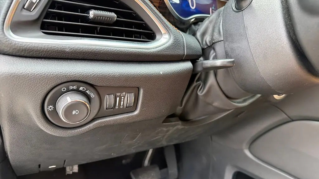 2023 Chrysler Pacifica Plug-In Hybrid Pinnacle
