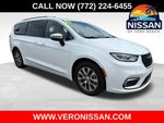2023 Pacifica Plug-In Hybrid Thumbnail 38