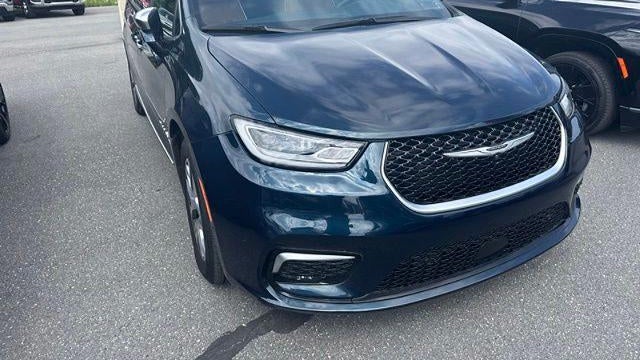 2024 Chrysler Pacifica Plug-In Hybrid Pinnacle