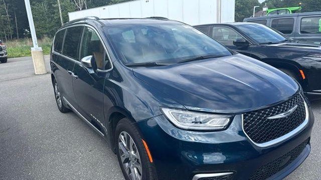 2024 Chrysler Pacifica Plug-In Hybrid Pinnacle