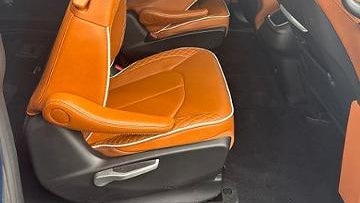 2024 Chrysler Pacifica Plug-In Hybrid Pinnacle