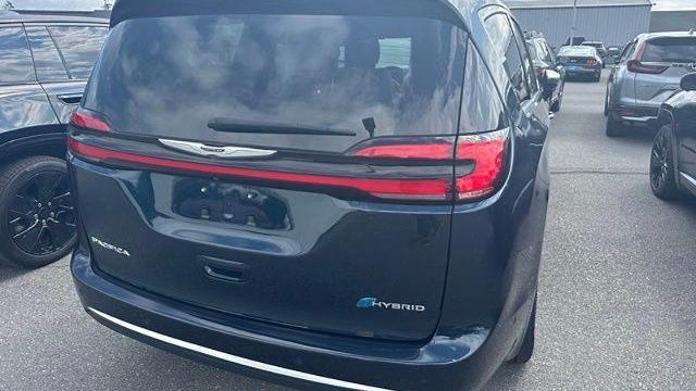 2024 Chrysler Pacifica Plug-In Hybrid Pinnacle