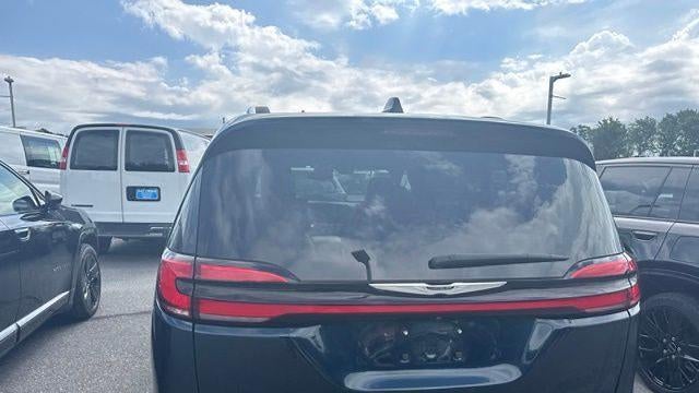 2024 Chrysler Pacifica Plug-In Hybrid Pinnacle