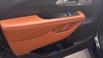 2024 Chrysler Pacifica Plug-In Hybrid Pinnacle