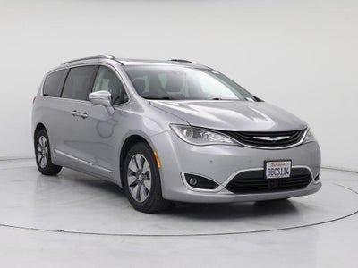 Photo of a 2018 Chrysler Pacifica Hybrid Limited 4DR Mini-Van for sale